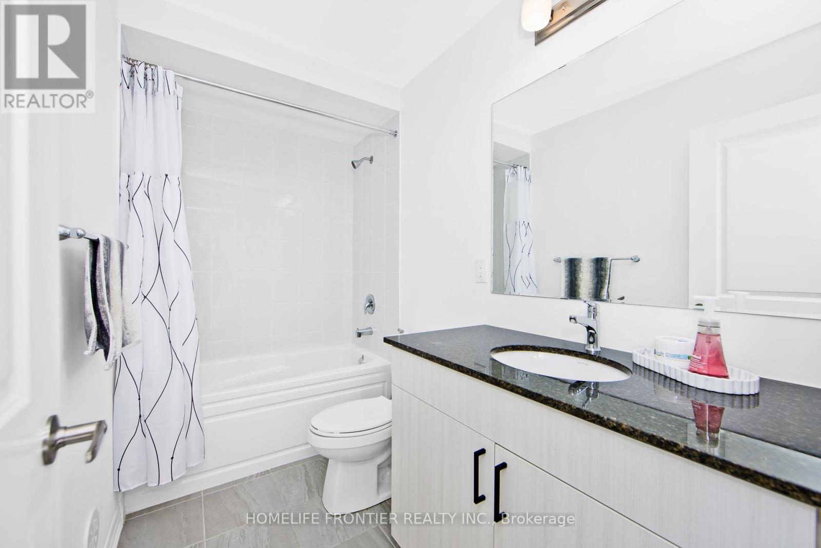 1891 Thames Circle, Milton, ON - Indoor Photo Showing Bathroom