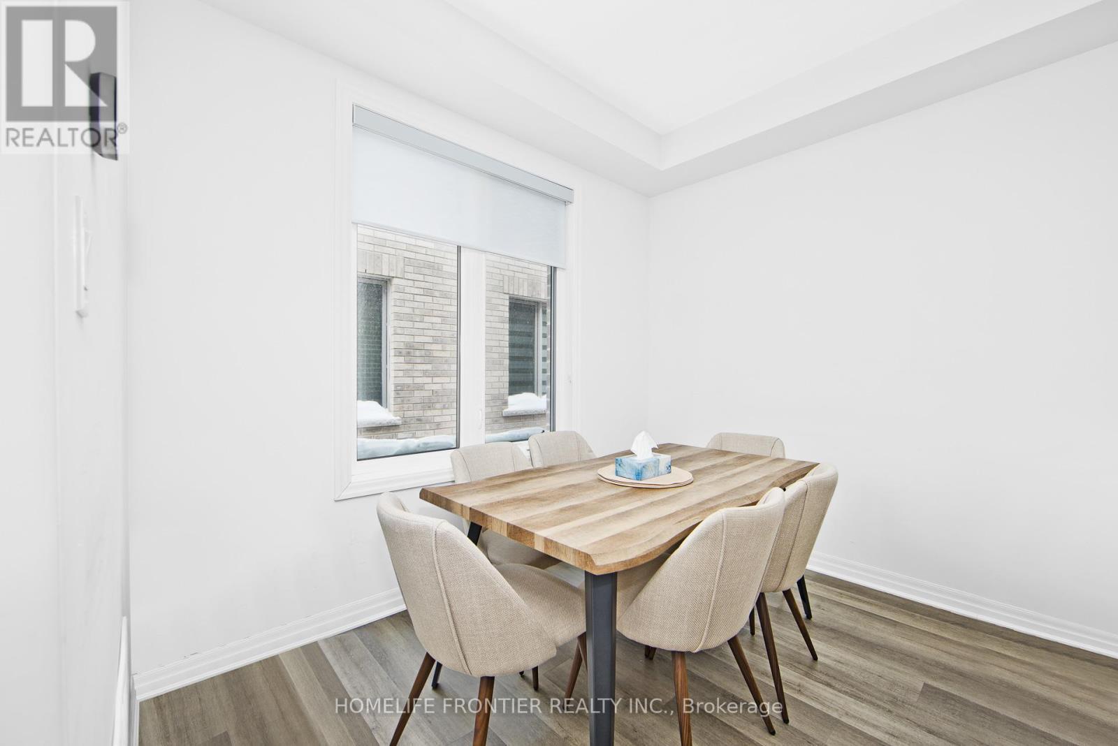 1891 Thames Circle, Milton, ON - Indoor Photo Showing Dining Room
