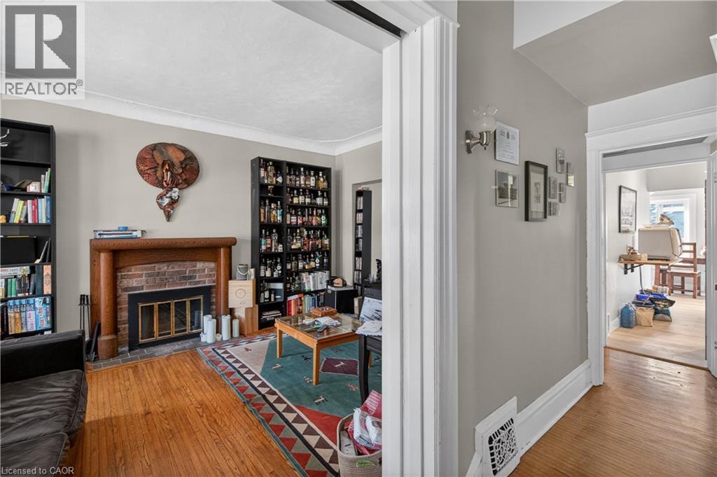 147 Homewood Avenue, Hamilton, ON - Indoor With Fireplace