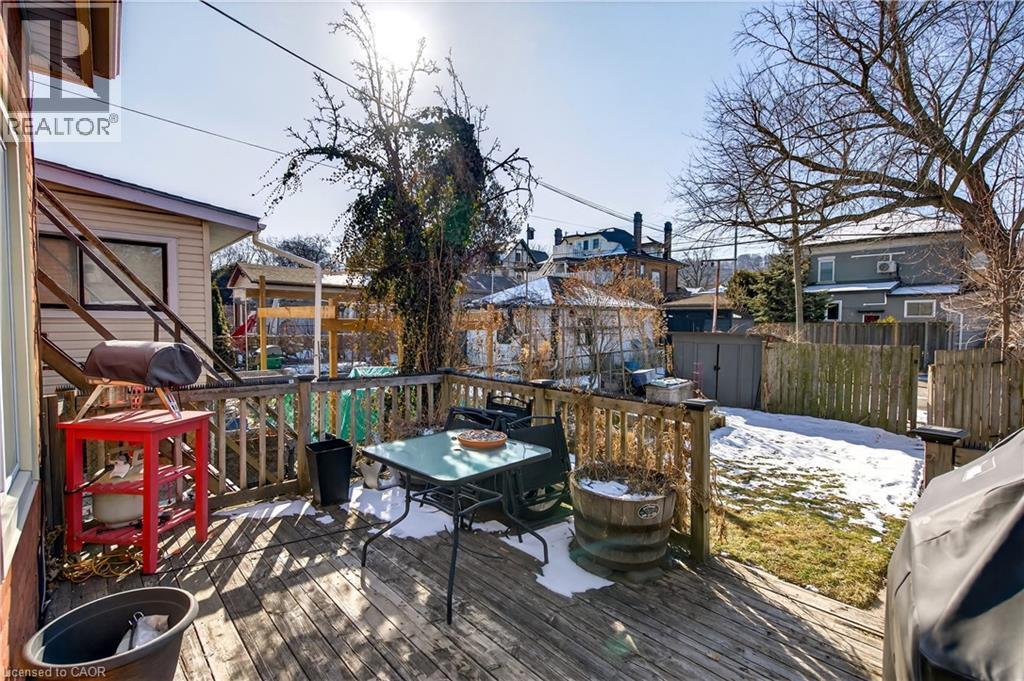 147 Homewood Avenue, Hamilton, ON - Outdoor With Deck Patio Veranda