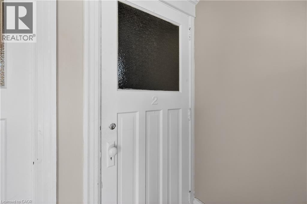 147 Homewood Avenue, Hamilton, ON - Indoor Photo Showing Other Room