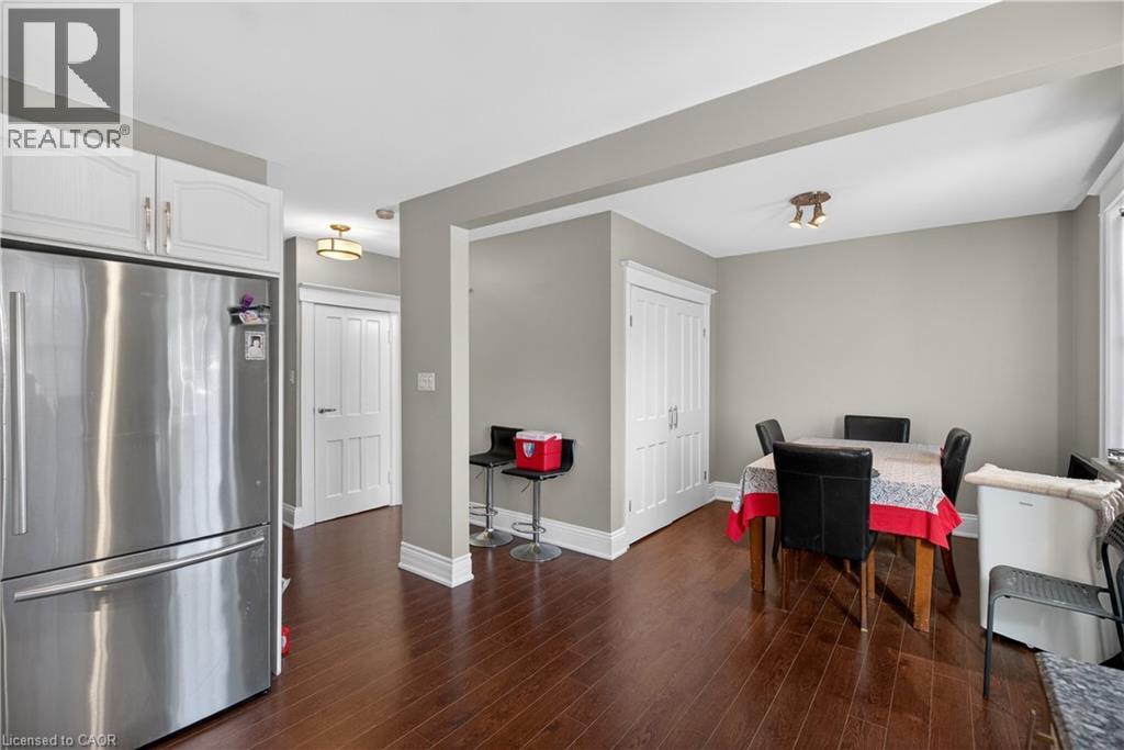 147 Homewood Avenue, Hamilton, ON - Indoor