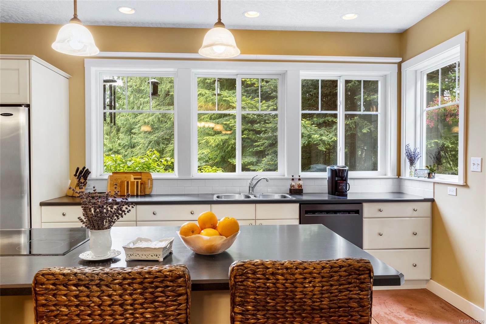 6280 Sooke Rd, Sooke, BC