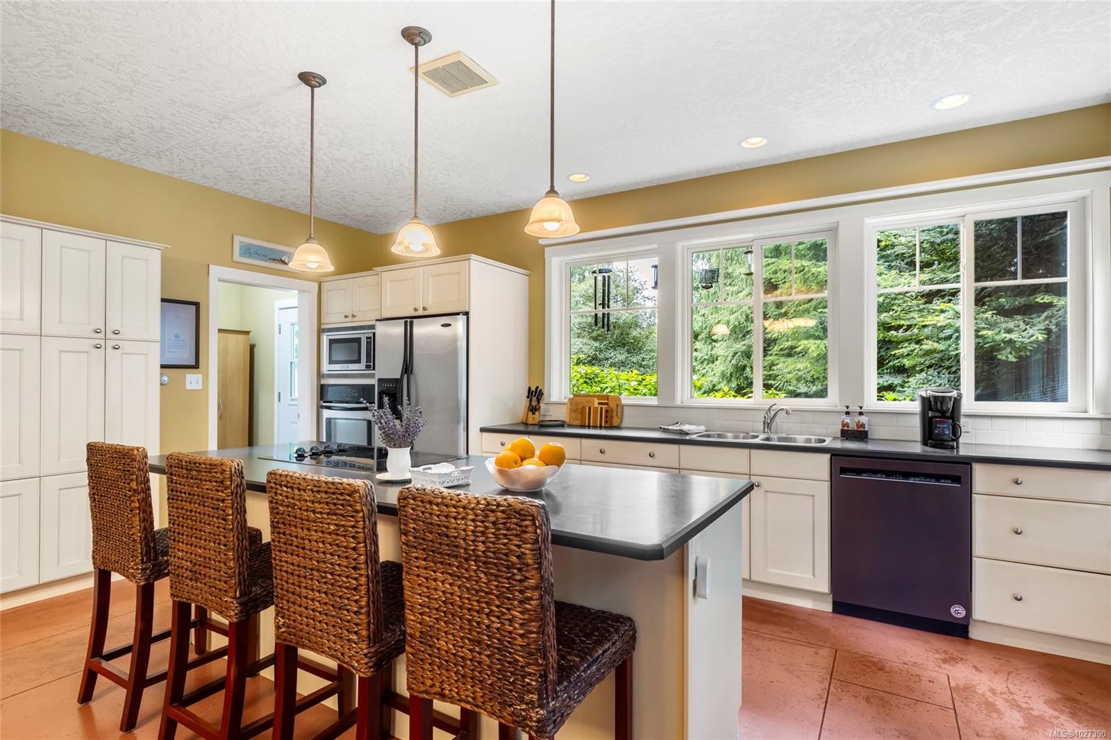 6280 Sooke Rd, Sooke, BC