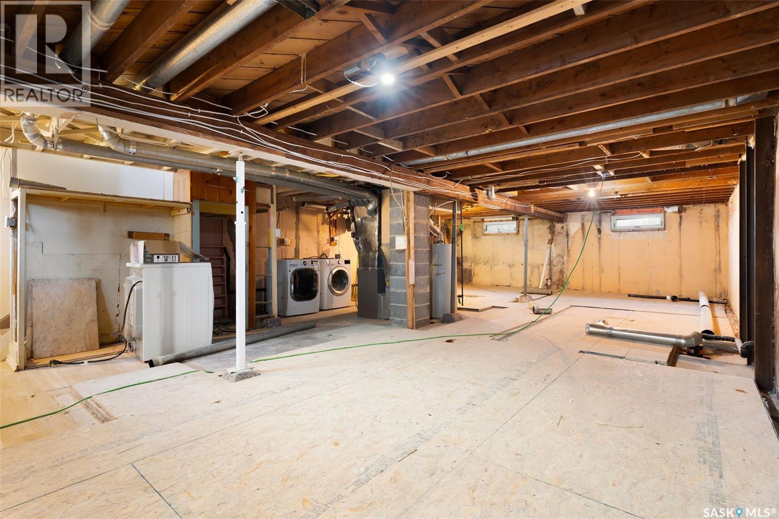 3742 Argyle Road, Regina, SK - Indoor Photo Showing Basement