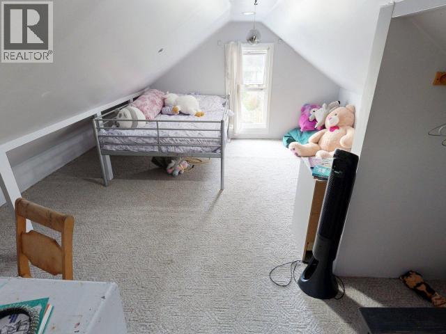 4291 Joyce Ave, Powell River, BC - Indoor