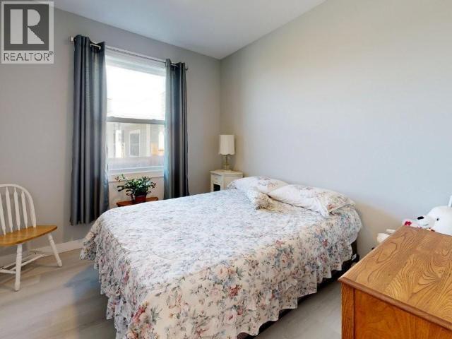 4374 Quebec Ave, Powell River, BC - Indoor Photo Showing Bedroom