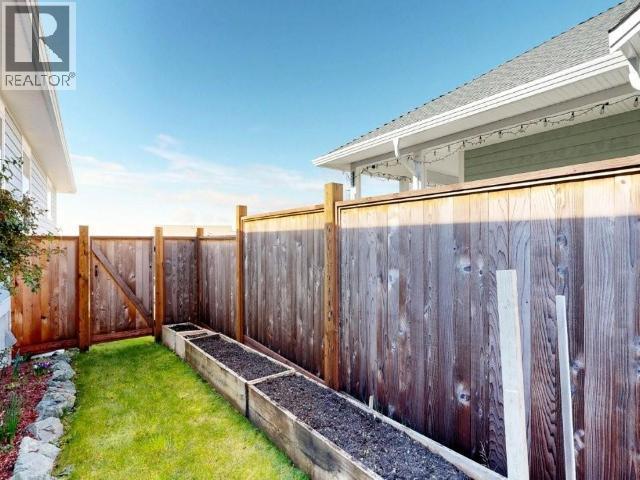4374 Quebec Ave, Powell River, BC - Outdoor With Exterior