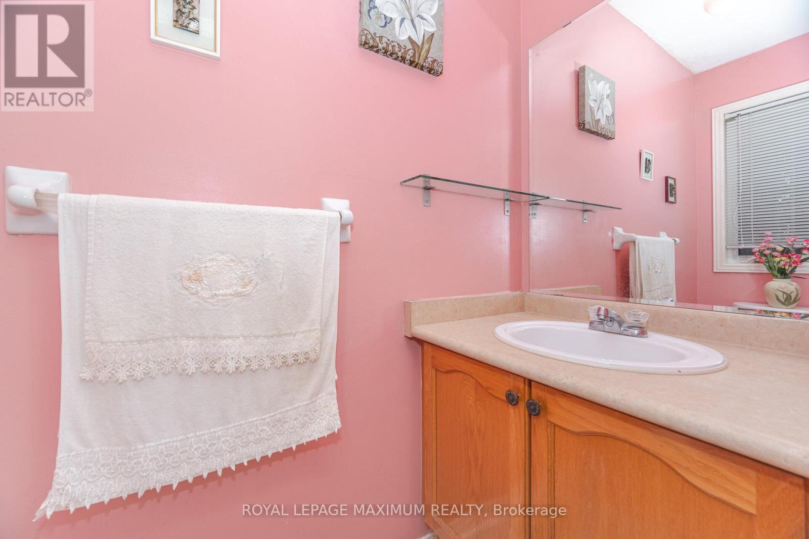 85 Ronan Crescent, Vaughan, ON - Indoor Photo Showing Bathroom