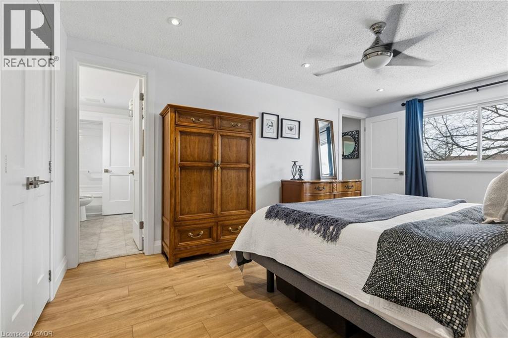 31 Cedar Crest Street, Kitchener, ON - Indoor Photo Showing Bedroom