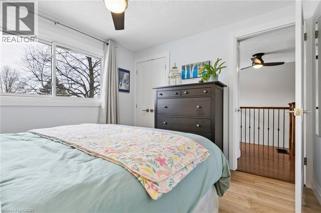 31 Cedar Crest Street, Kitchener, ON - Indoor Photo Showing Bedroom