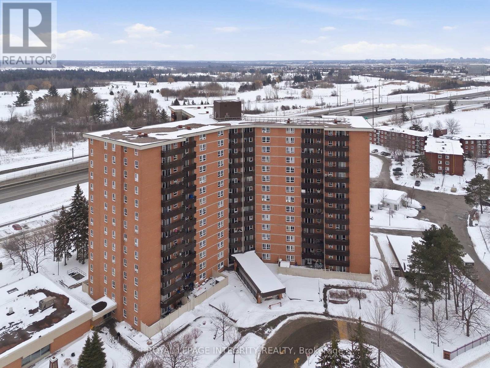 1110 - 2000 Jasmine Crescent, Ottawa, ON - Outdoor With View