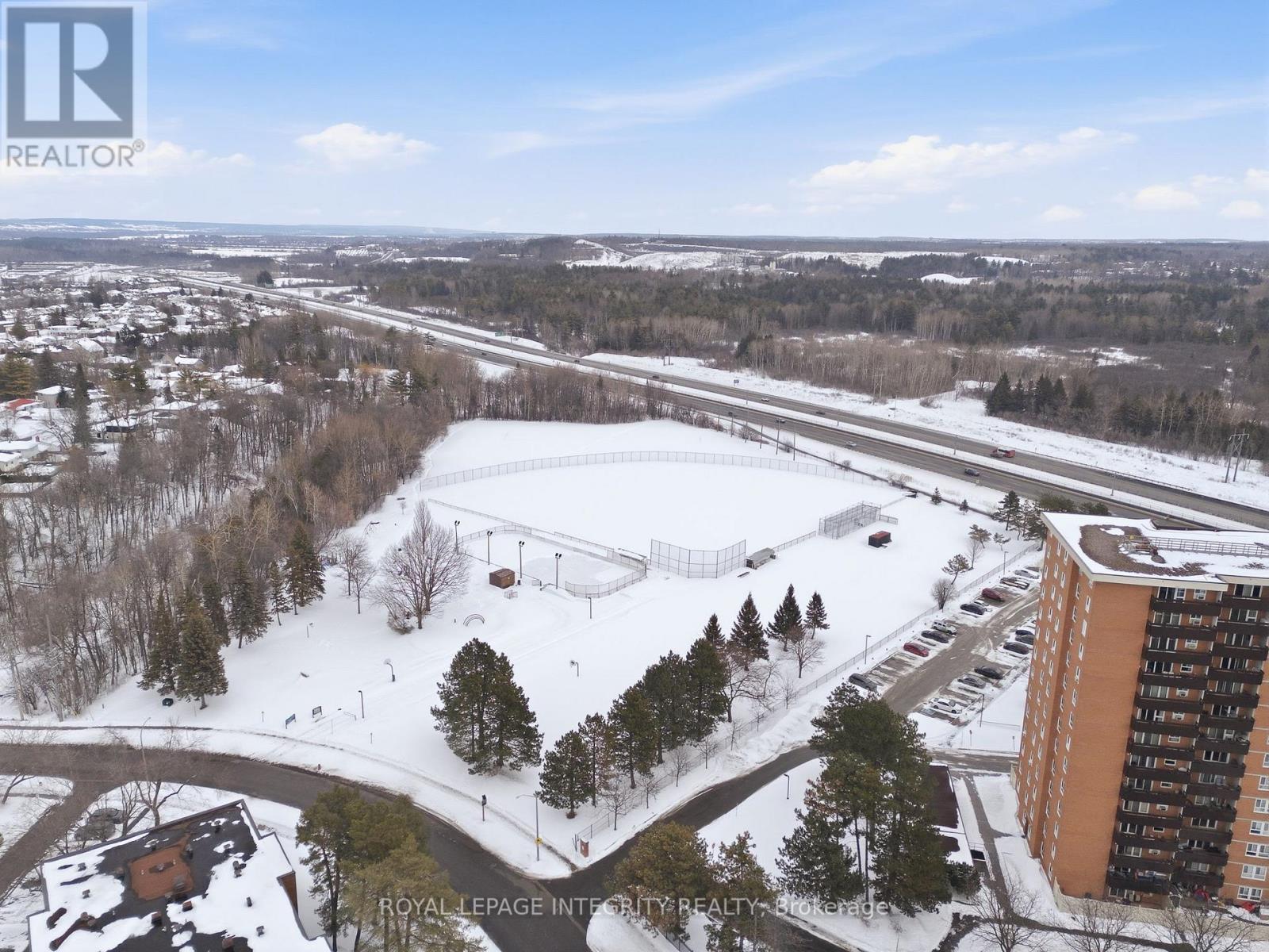 1110 - 2000 Jasmine Crescent, Ottawa, ON - Outdoor With View