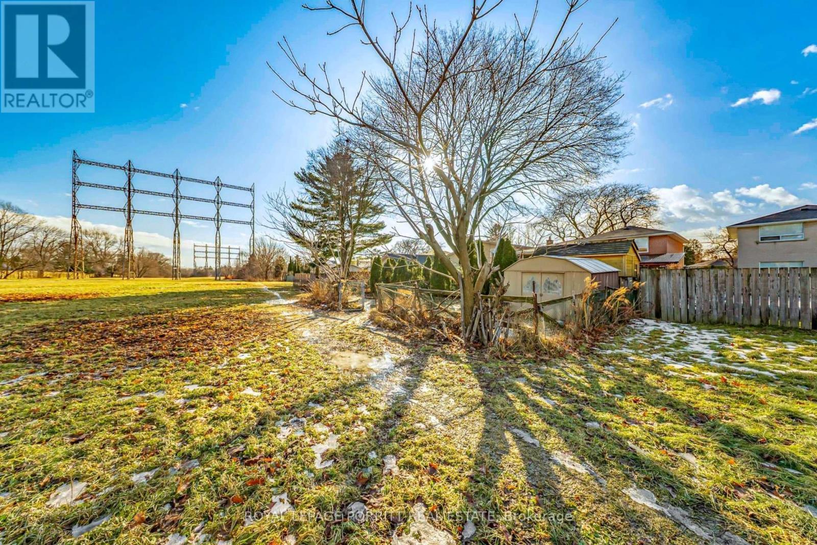 1435 Strathy Avenue, Mississauga, ON - Outdoor