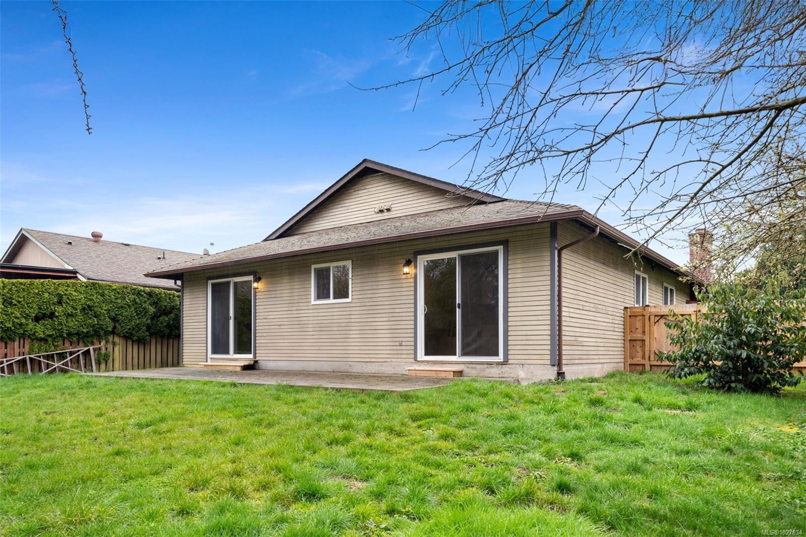 772 Mapleton Pl, Saanich, BC