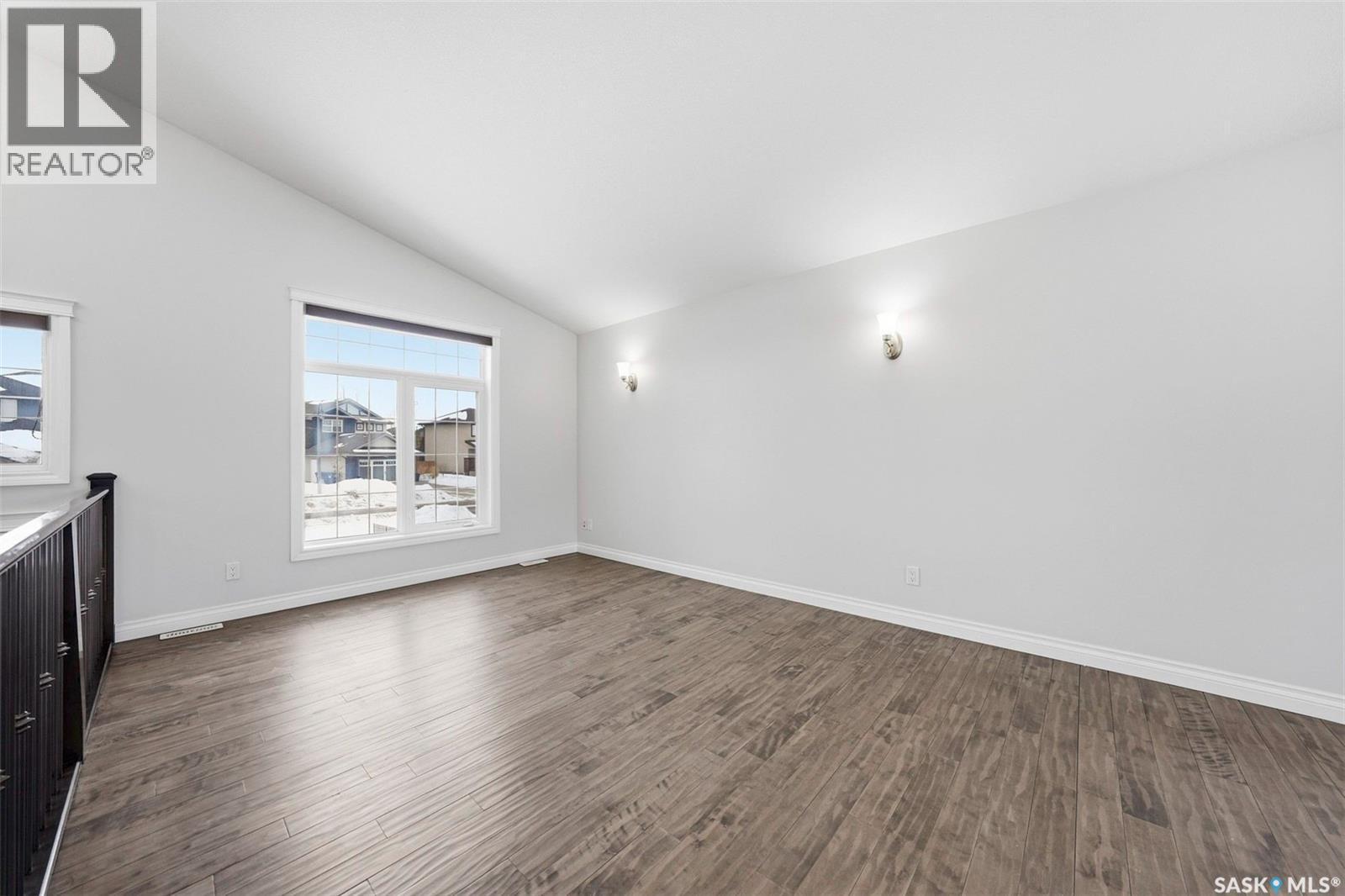 911 Hunter Road, Saskatoon, SK - Indoor Photo Showing Other Room