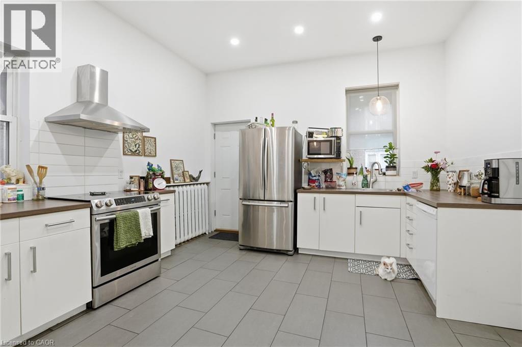 Unit 1 - Main Floor - 147 Emerald Street S, Hamilton, ON - Indoor Photo Showing Kitchen With Upgraded Kitchen