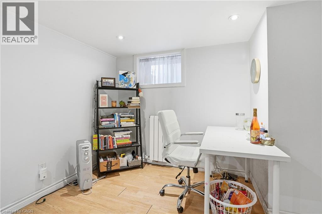 basement - Apt 4 - 147 Emerald Street S, Hamilton, ON - Indoor Photo Showing Office