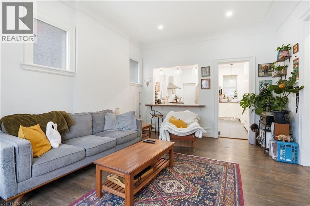 Unit 1 - Main Floor - 147 Emerald Street S, Hamilton, ON - Indoor Photo Showing Living Room