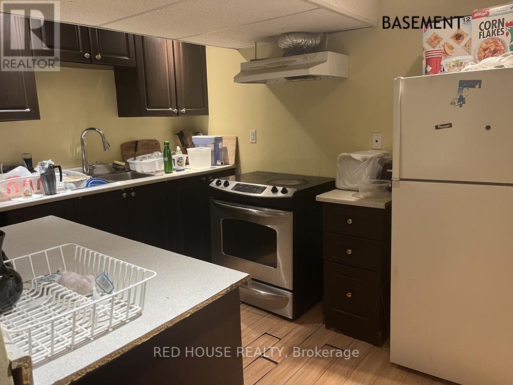 1533 O'Connor Drive, Toronto, ON