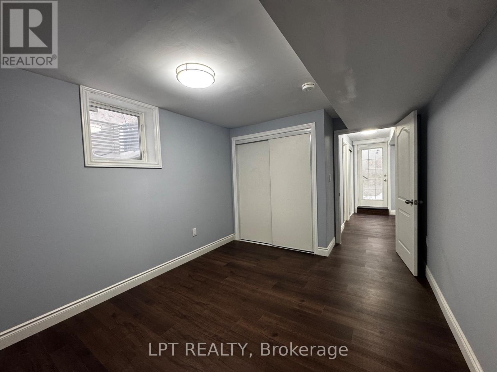 48 Nashville Circle, Hamilton, ON - Indoor Photo Showing Other Room