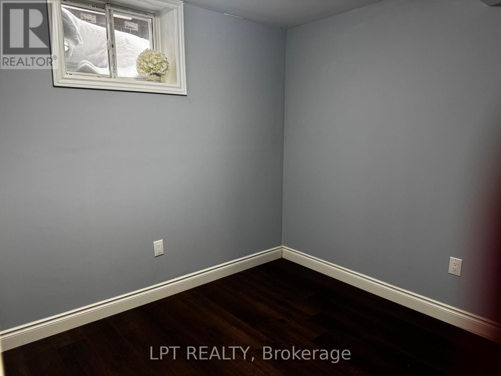 48 Nashville Circle, Hamilton, ON - Indoor Photo Showing Other Room