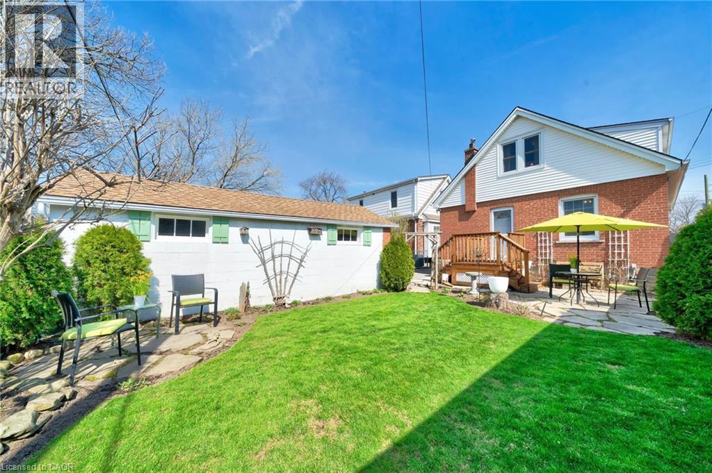 22 Churchill Avenue, Hamilton, ON - Outdoor With Deck Patio Veranda