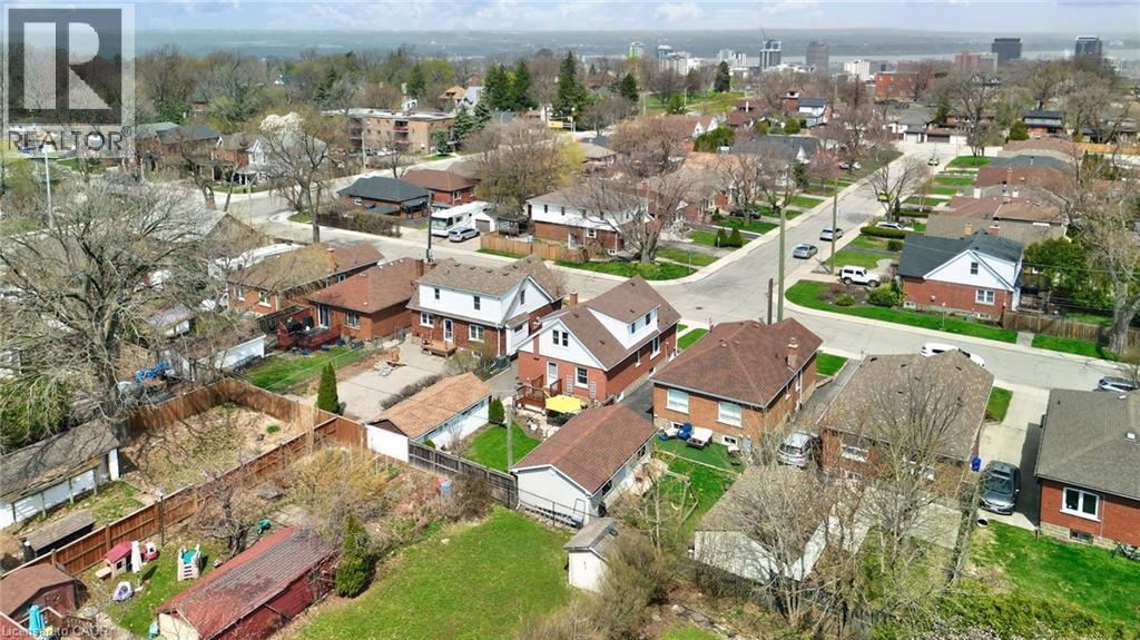 22 Churchill Avenue, Hamilton, ON - Outdoor With View