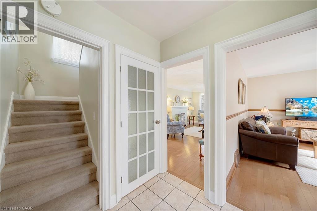 22 Churchill Avenue, Hamilton, ON - Indoor Photo Showing Other Room