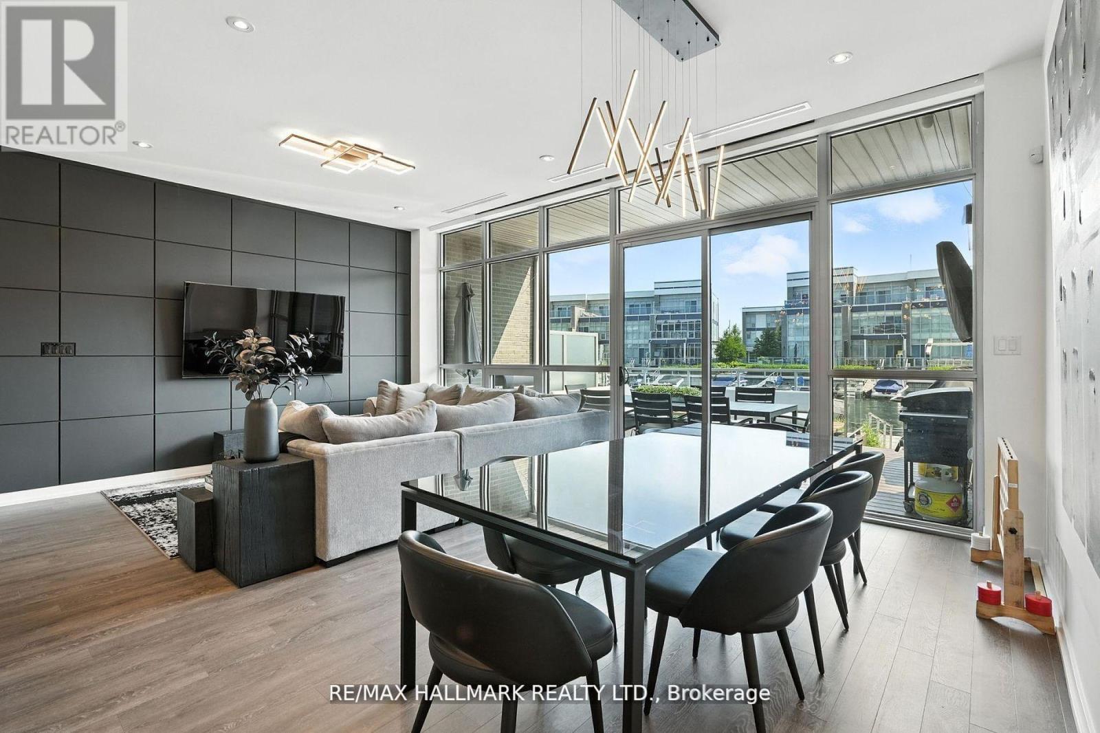 3658 Ferretti Court, Innisfil, ON - Indoor