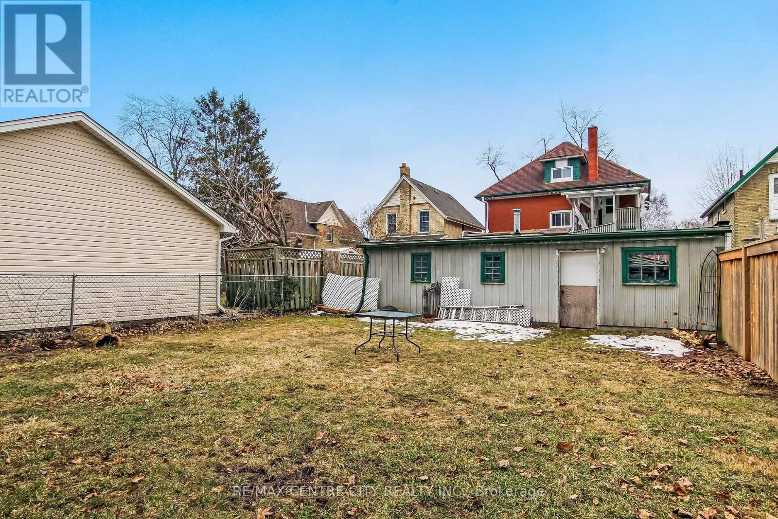 92 Forest Avenue, St. Thomas, ON - Outdoor