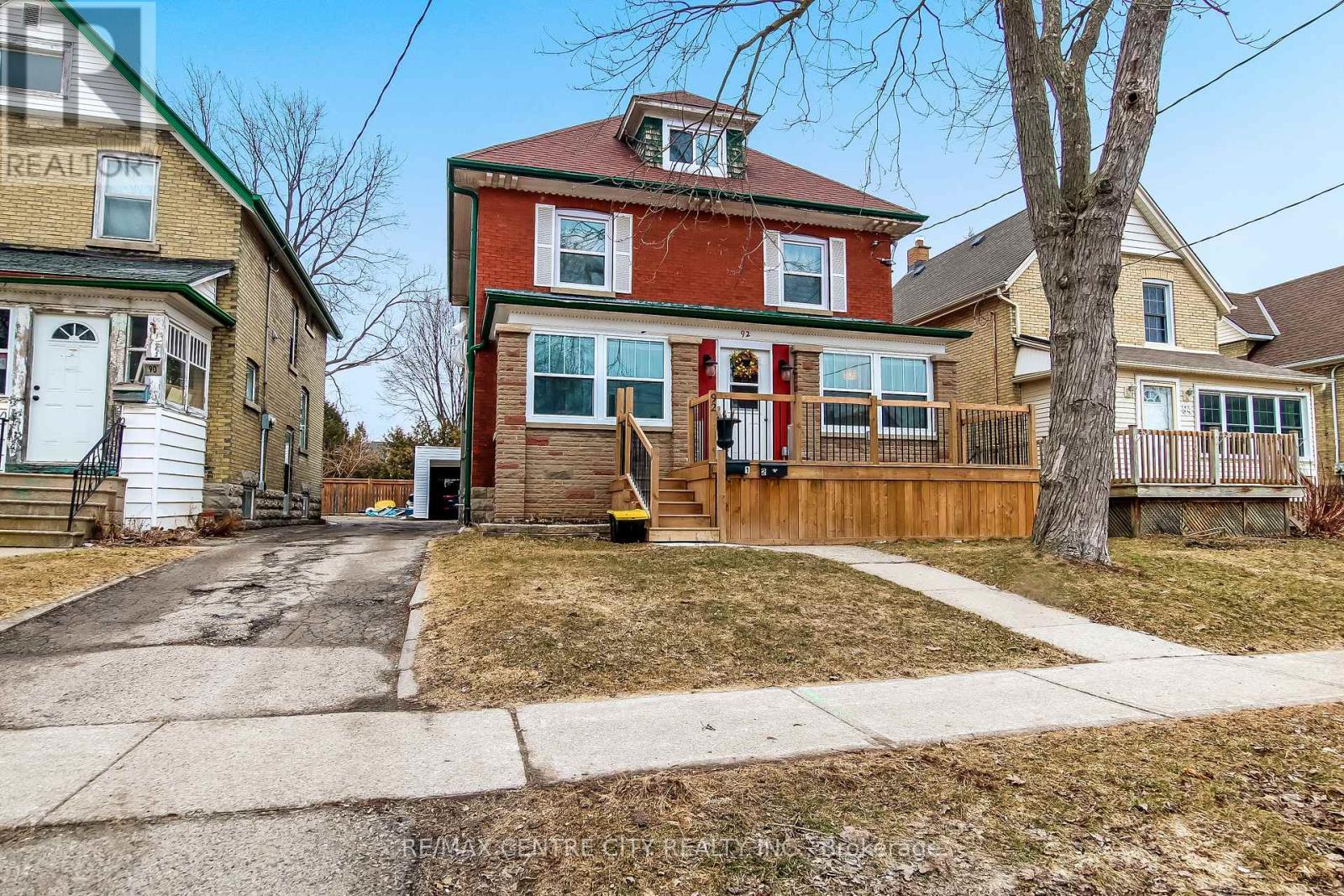 92 Forest Avenue, St. Thomas, ON - Outdoor With Facade