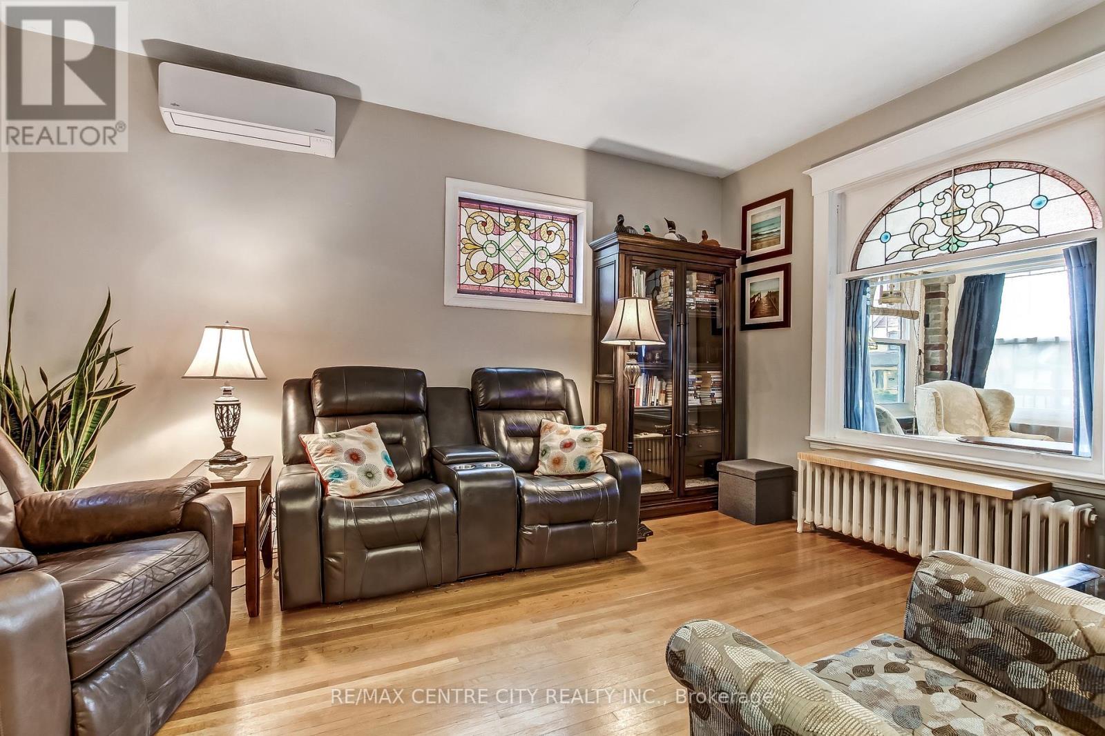 92 Forest Avenue, St. Thomas, ON - Indoor Photo Showing Other Room