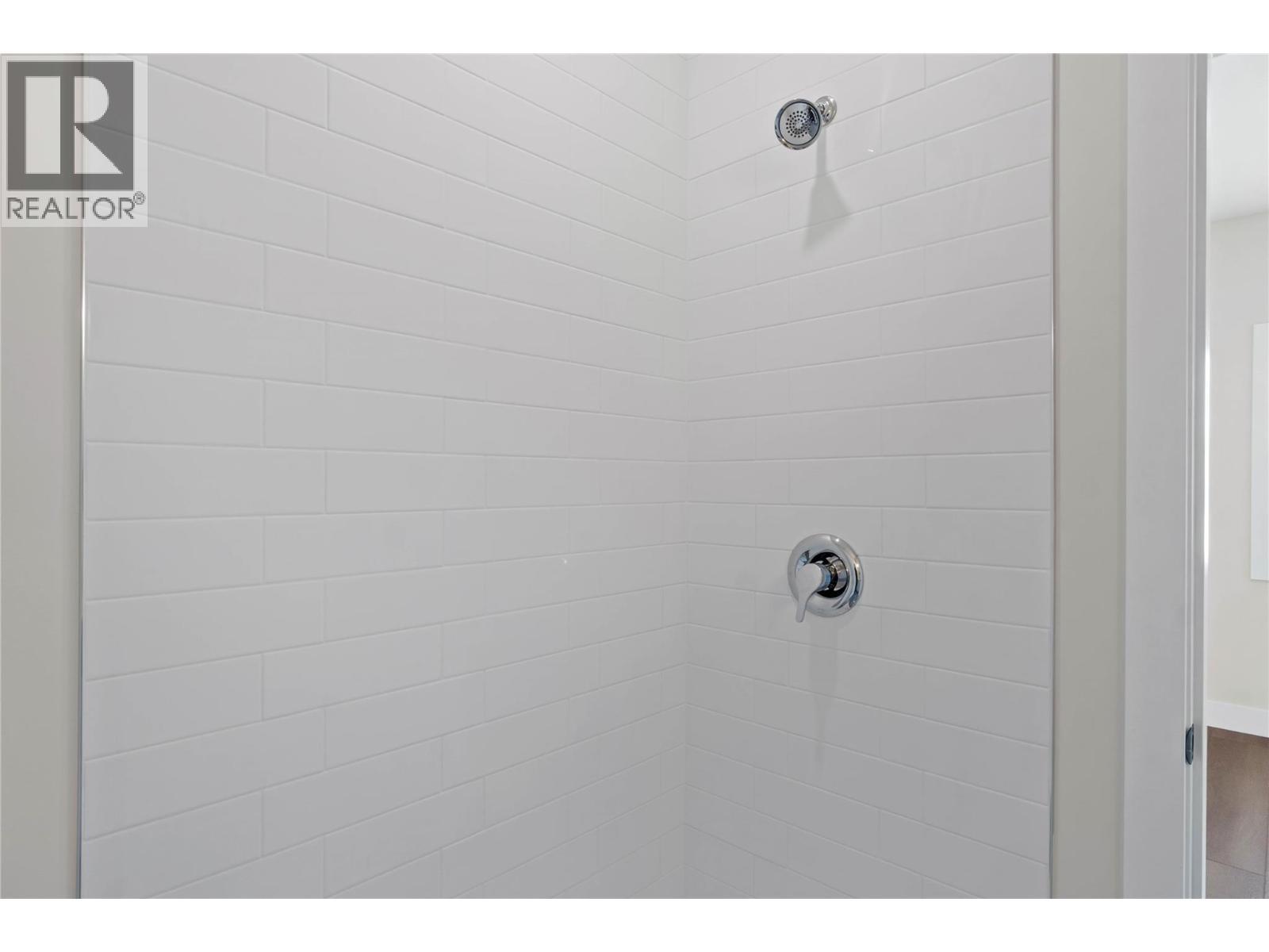 220 Shepherd Road Unit# 12, Chase, BC - Indoor Photo Showing Bathroom