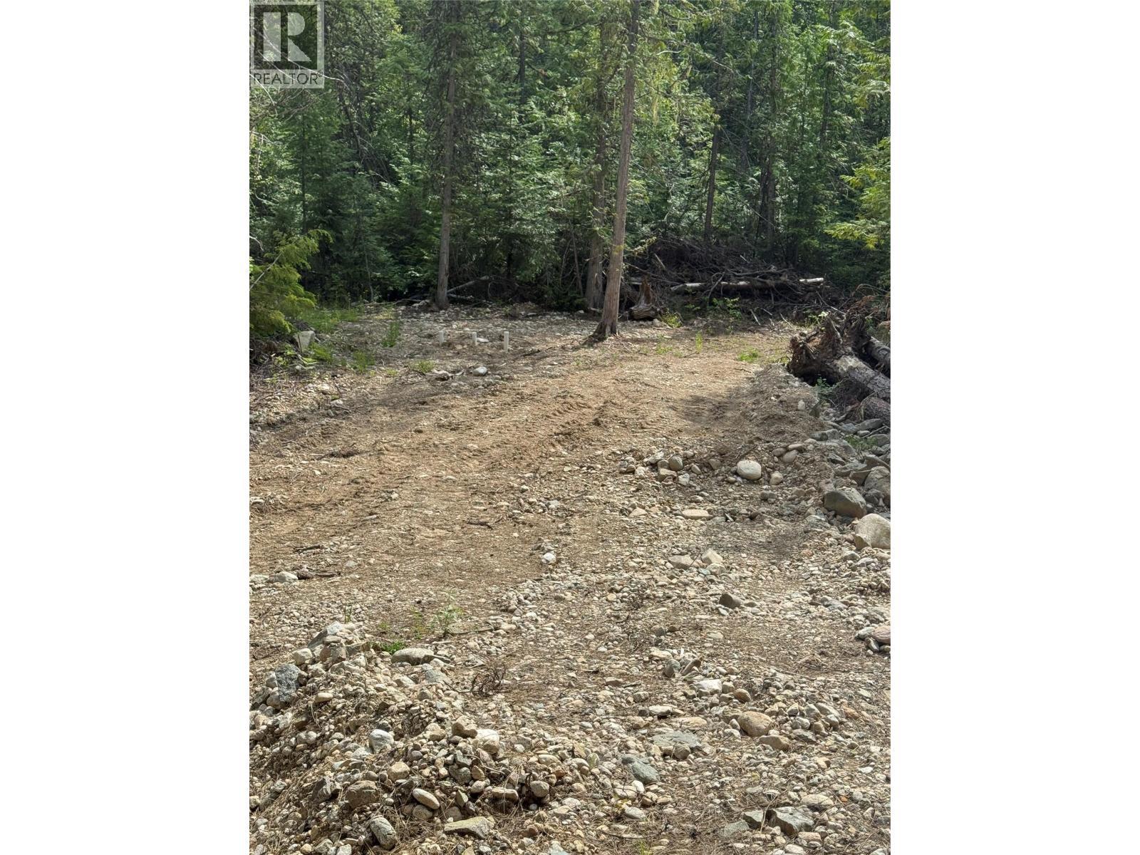 4018 Fumot Place, Bonnington, BC
