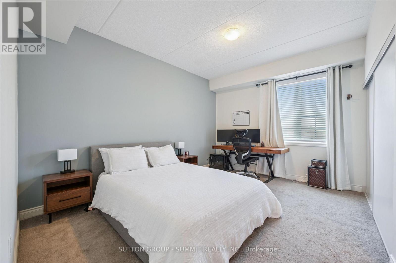 242 - 1077 Gordon Street, Guelph, ON - Indoor Photo Showing Bedroom