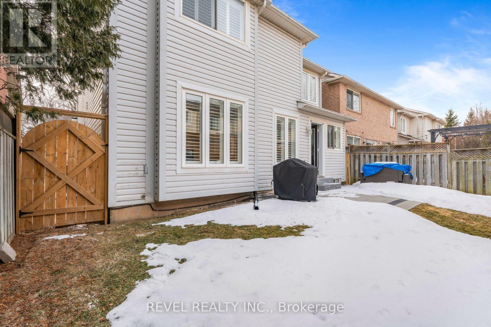 5609 Thorn Lane, Burlington, ON - Outdoor With Exterior