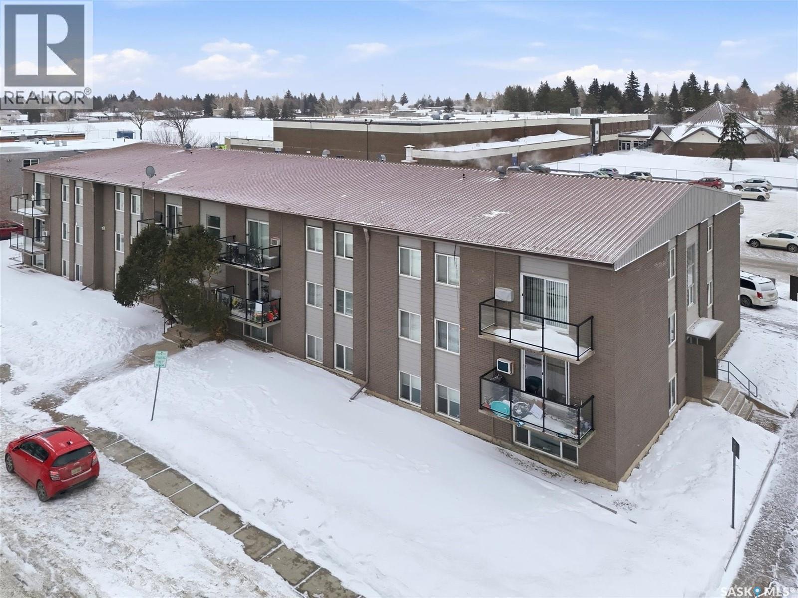 22 2 Summers Place, Saskatoon, SK - Outdoor