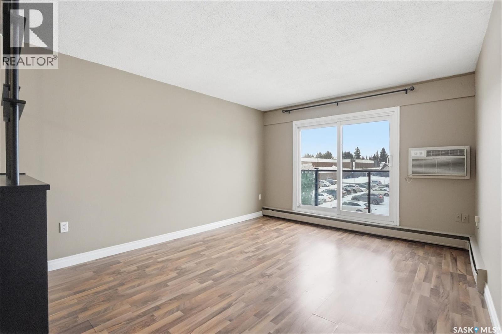 22 2 Summers Place, Saskatoon, SK - Indoor Photo Showing Other Room