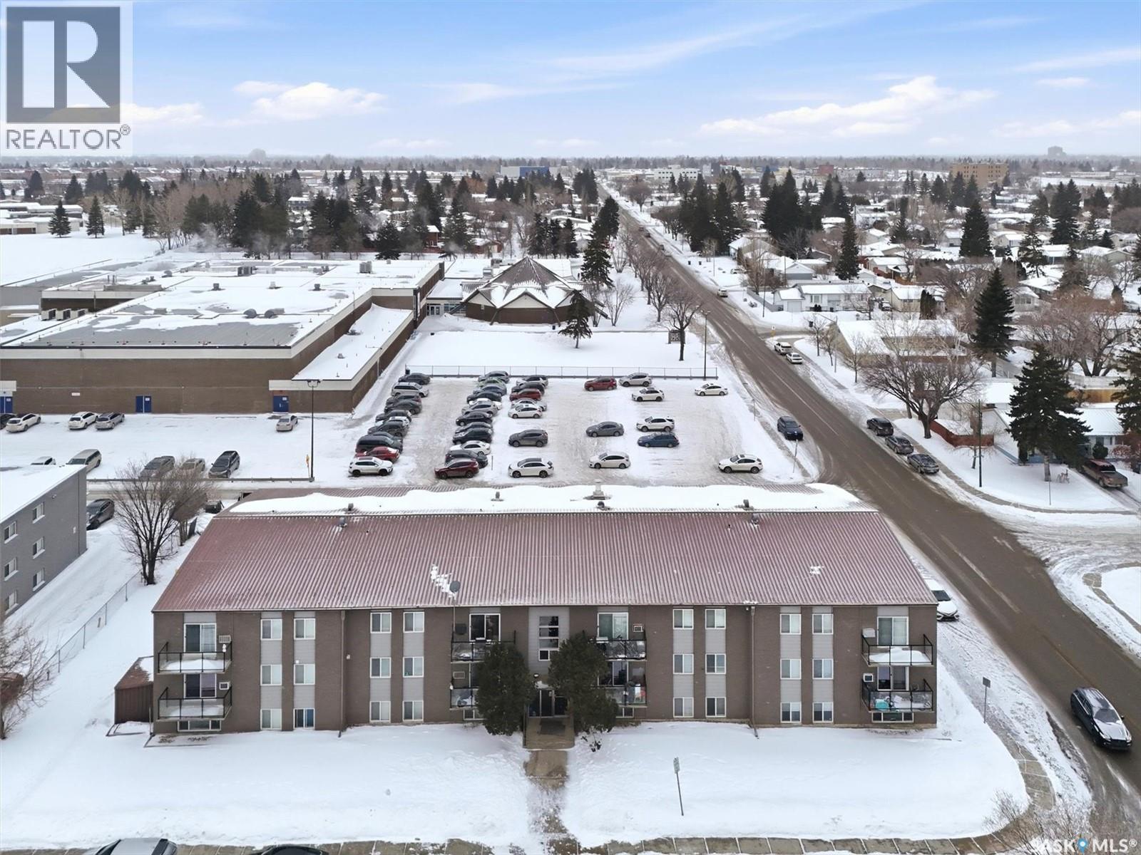 22 2 Summers Place, Saskatoon, SK - Outdoor