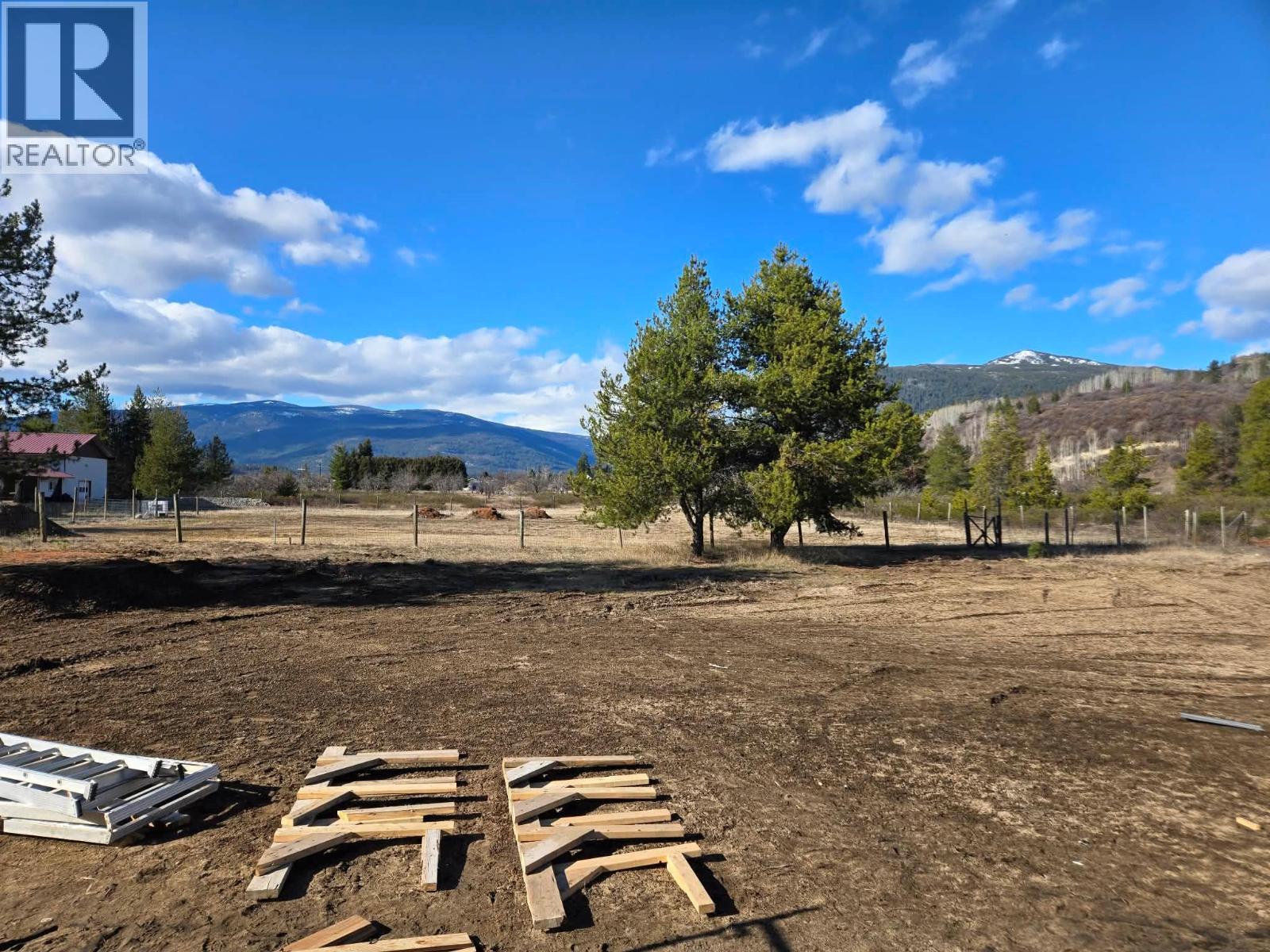 319 Elkview Trail, Castlegar, BC - Outdoor With View