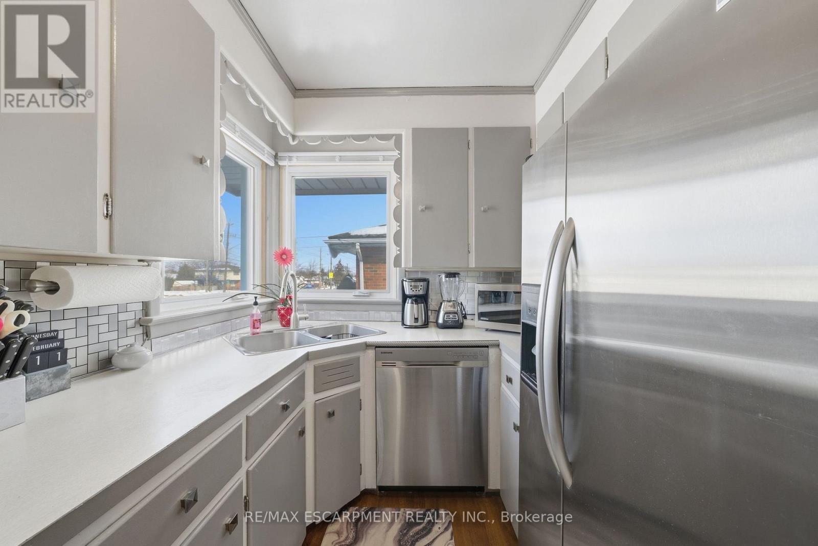 763 Upper Ottawa Street, Hamilton, ON - Indoor Photo Showing Kitchen With Stainless Steel Kitchen With Double Sink