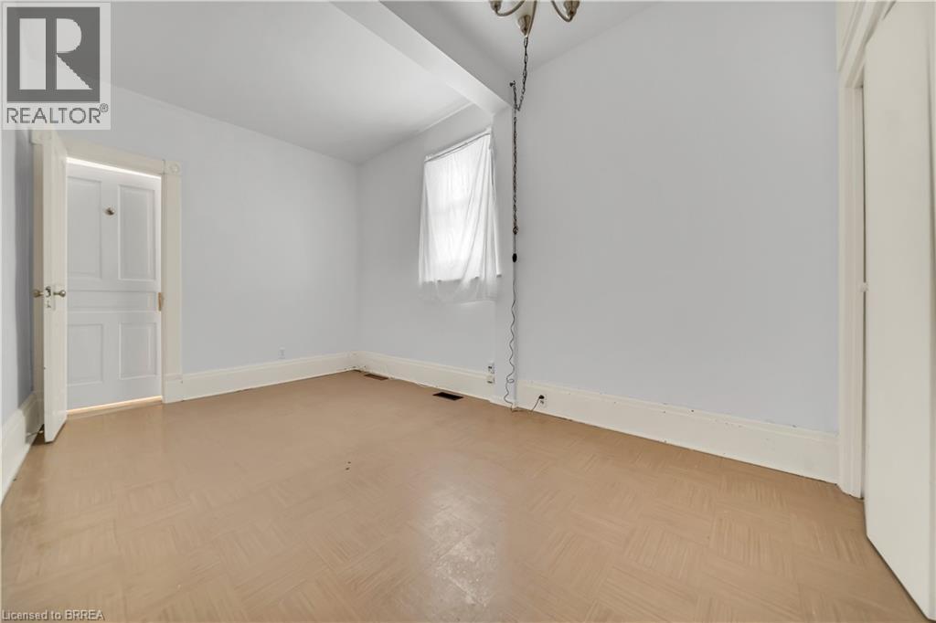 141 Samuel Street, Kitchener, ON - Indoor Photo Showing Other Room