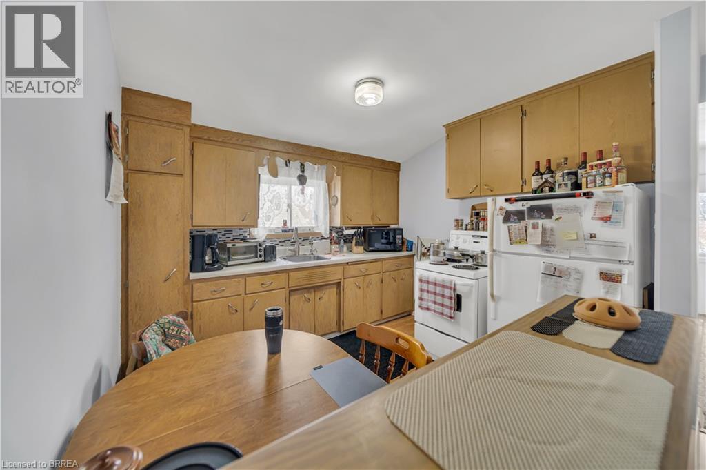 141 Samuel Street, Kitchener, ON - Indoor Photo Showing Other Room