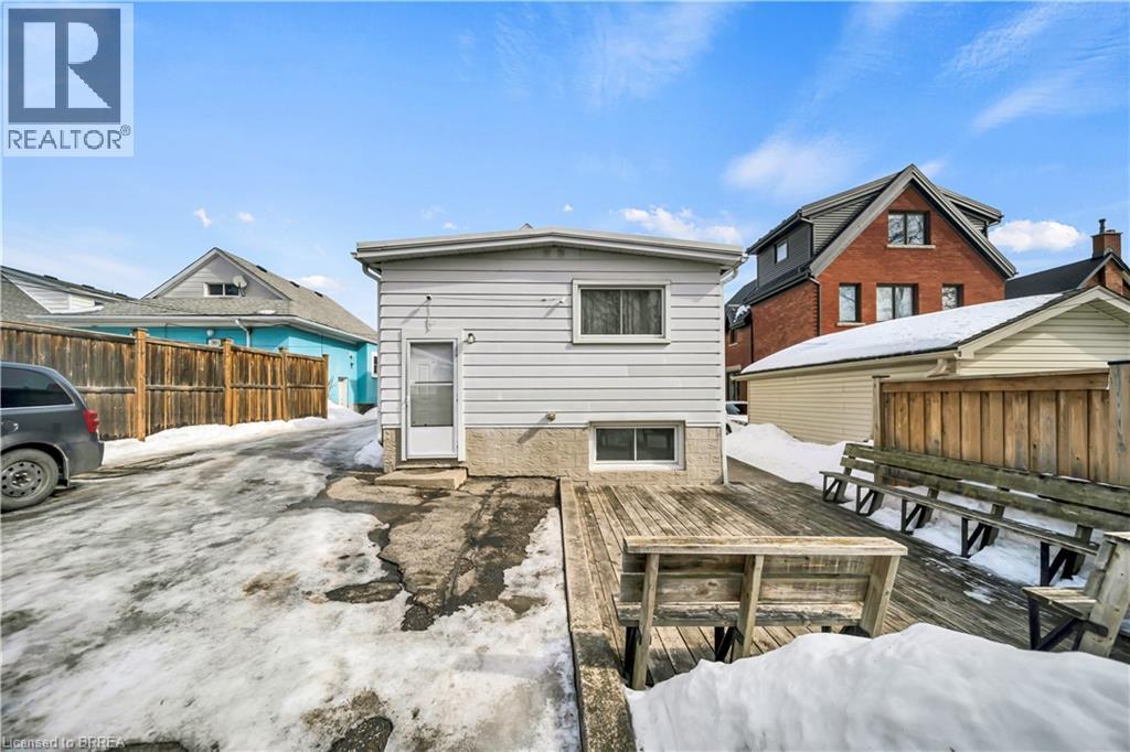 141 Samuel Street, Kitchener, ON - Outdoor