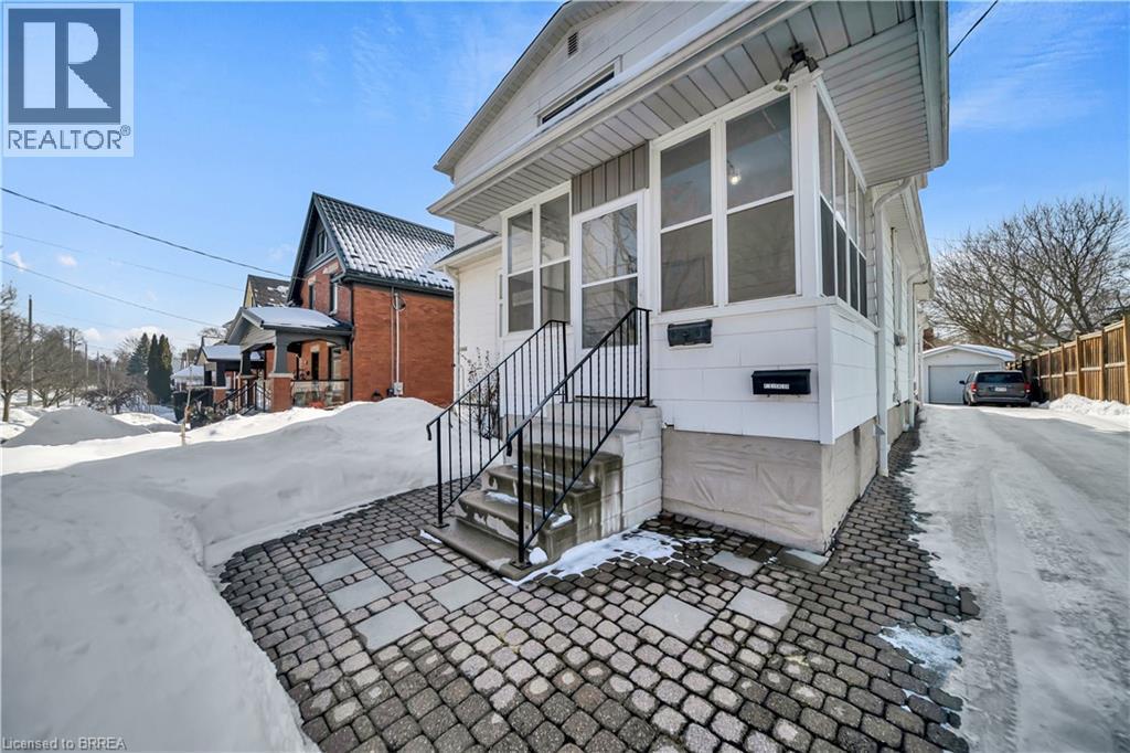 141 Samuel Street, Kitchener, ON - Outdoor