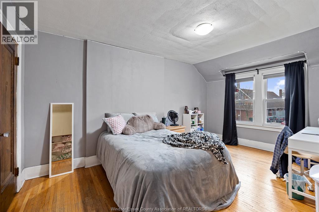 568 Askin, Windsor, ON - Indoor Photo Showing Bedroom