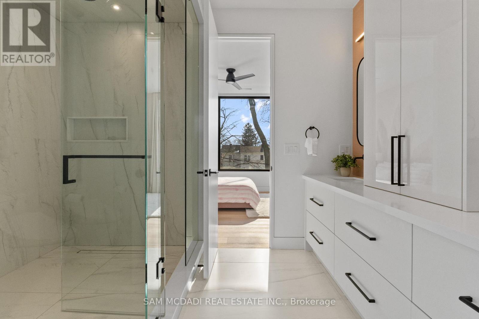 2186 Harcourt Crescent, Mississauga, ON - Indoor