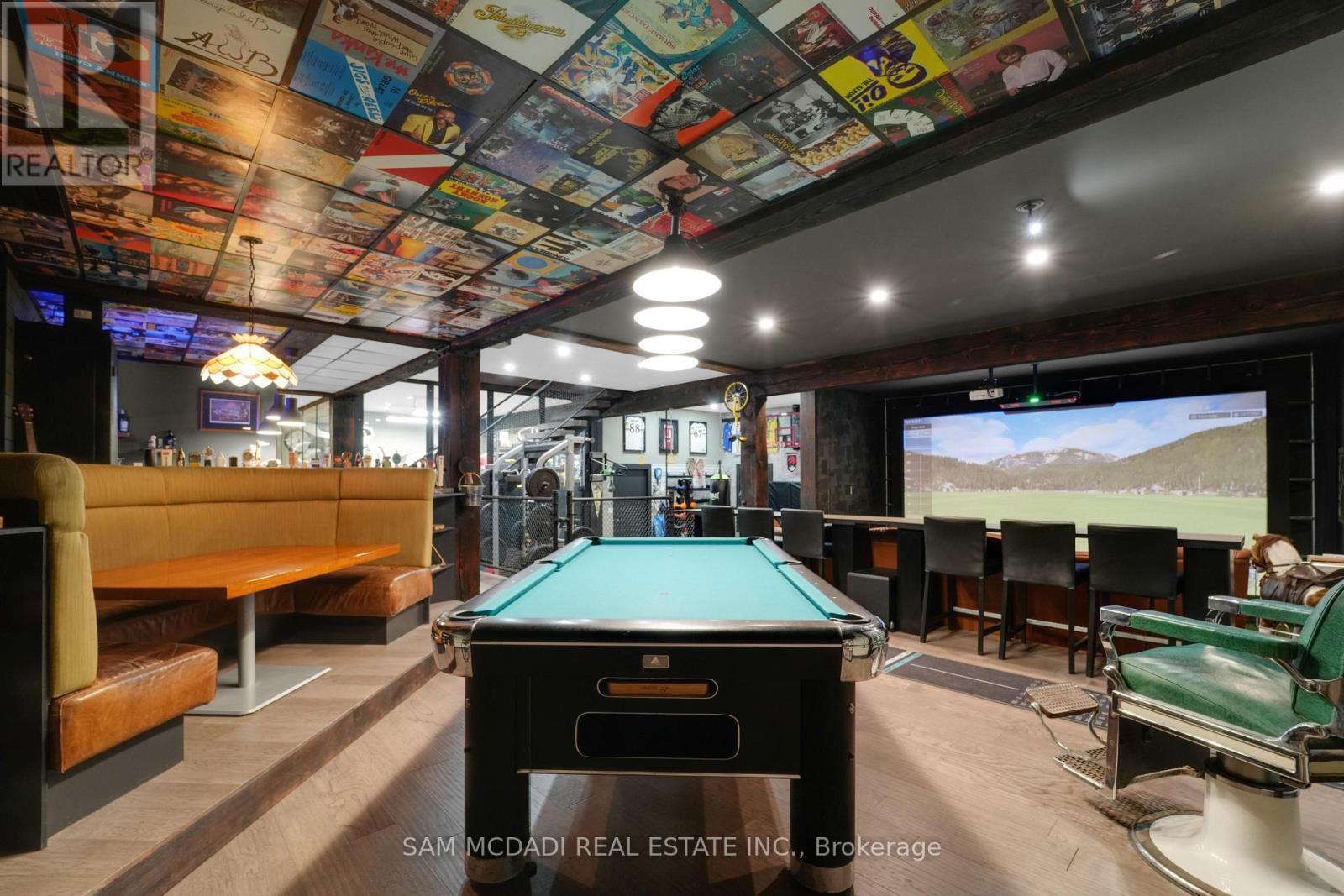 2084 Grand Boulevard, Burlington, ON - Indoor Photo Showing Other Room