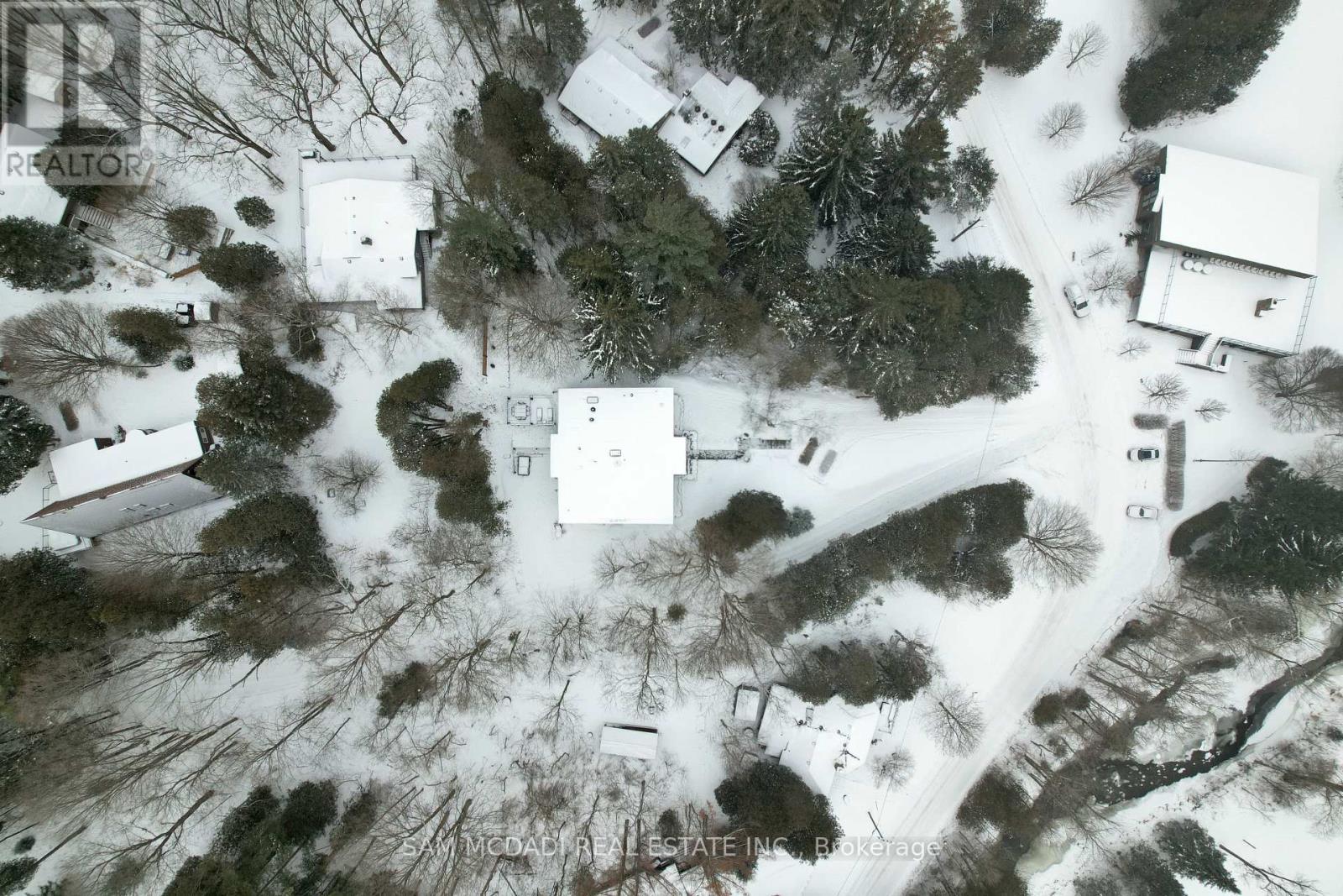 2084 Grand Boulevard, Burlington, ON - Outdoor With View